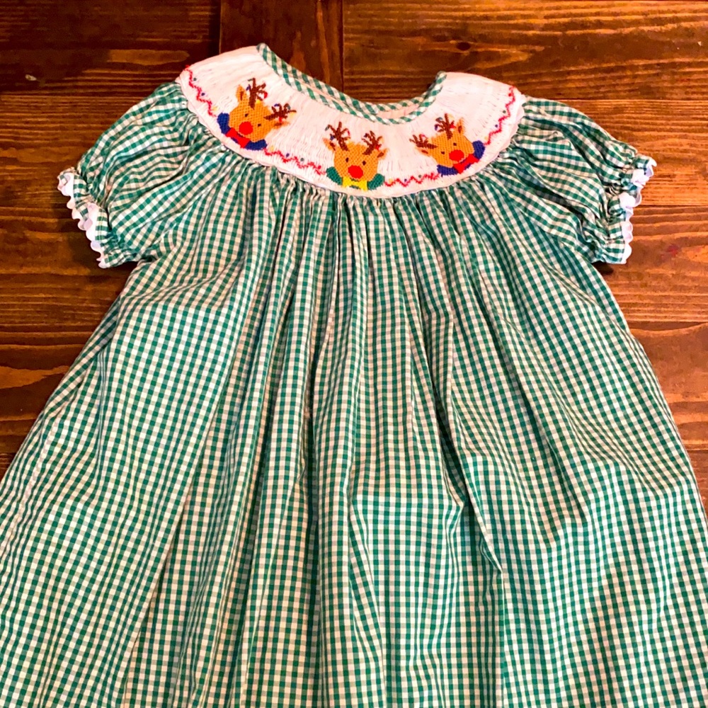 Smocked Christmas dress. Size 4t